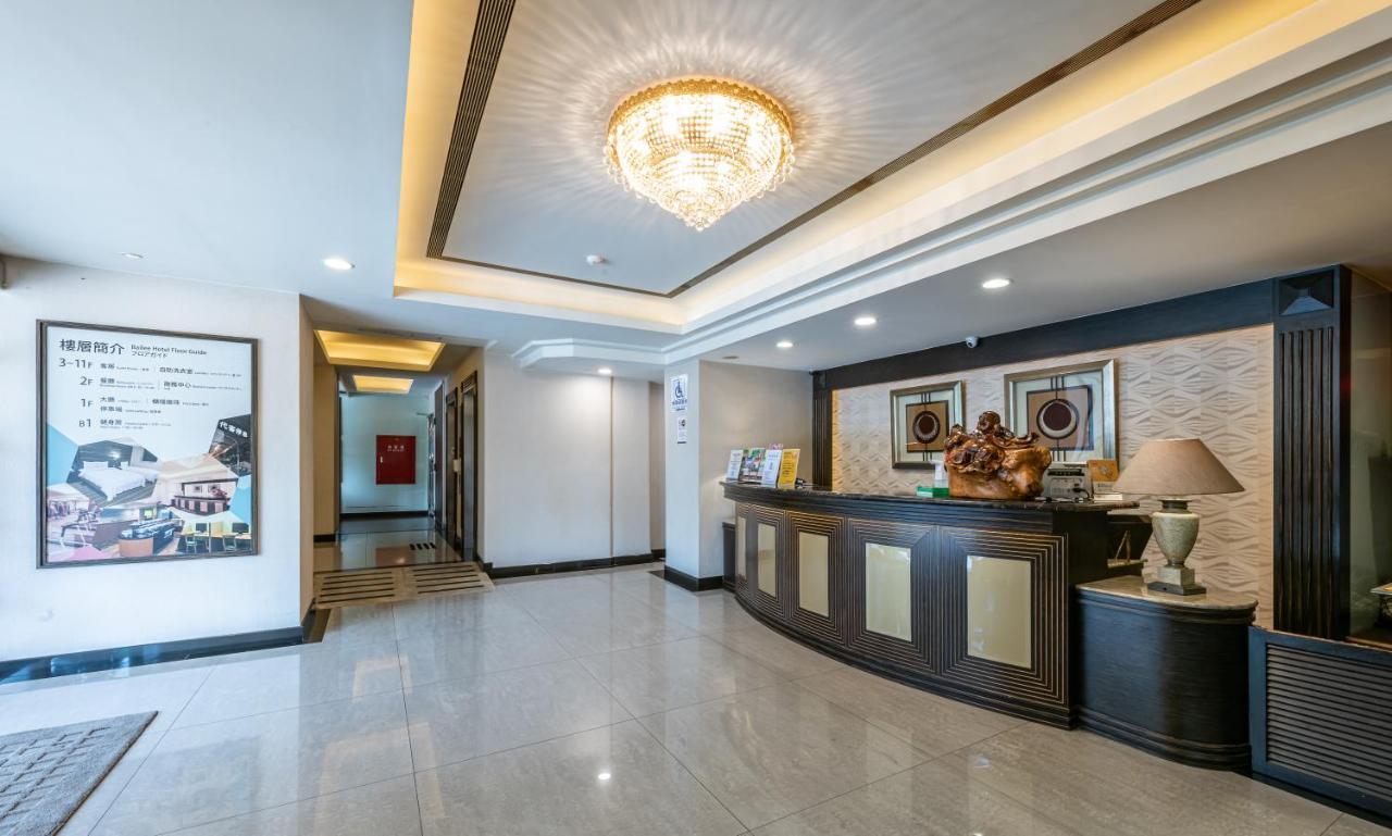 Hub Hotel - Zhongshan Branch Taipei Bagian luar foto