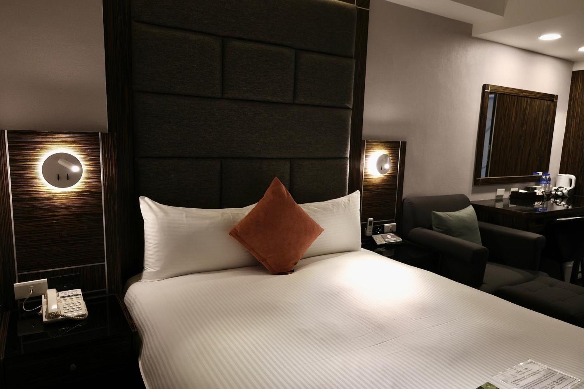 Hub Hotel - Zhongshan Branch Taipei Bagian luar foto